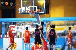 英雄联盟总决赛2025-群星闪耀！篮球赛场现精彩绝伦一幕的简单介绍