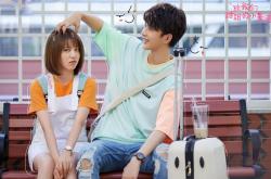 英雄联盟总决赛时间-当神话落幕，莫德里奇的黄昏独舞与曼城的钢铁洪流