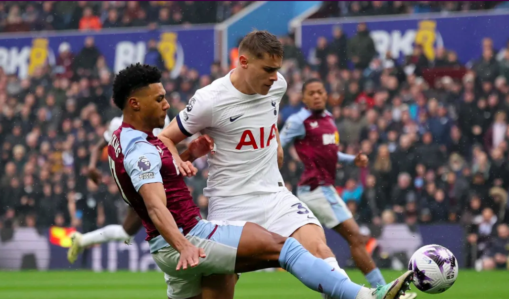 关于热刺再次获胜，积分榜稳居第一的信息