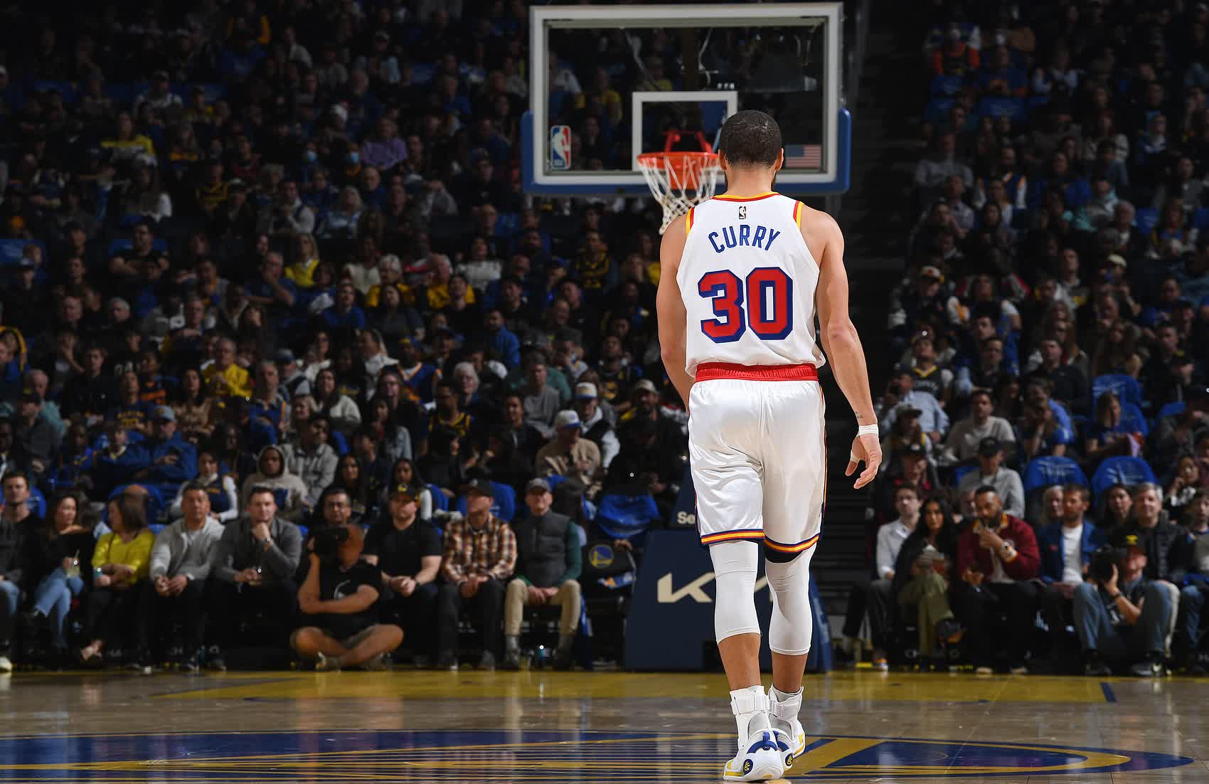 NBA勇士队领先太阳队,取得赛季最佳成绩 NBA勇士队领先太阳队,取得赛季最佳成绩