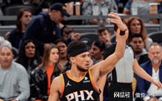 吉林队绝杀马刺,布克扛起全队 吉林队绝杀马刺,布克扛起全队