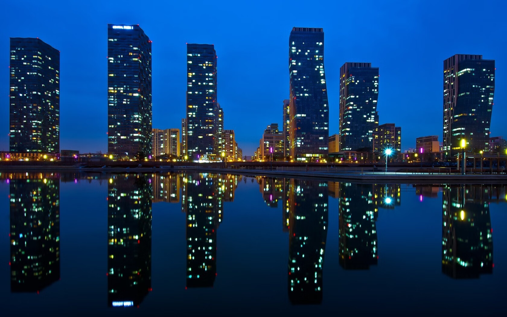 废墟之上,天启五将星,福克斯数据爆炸引领湖人的涅槃之战