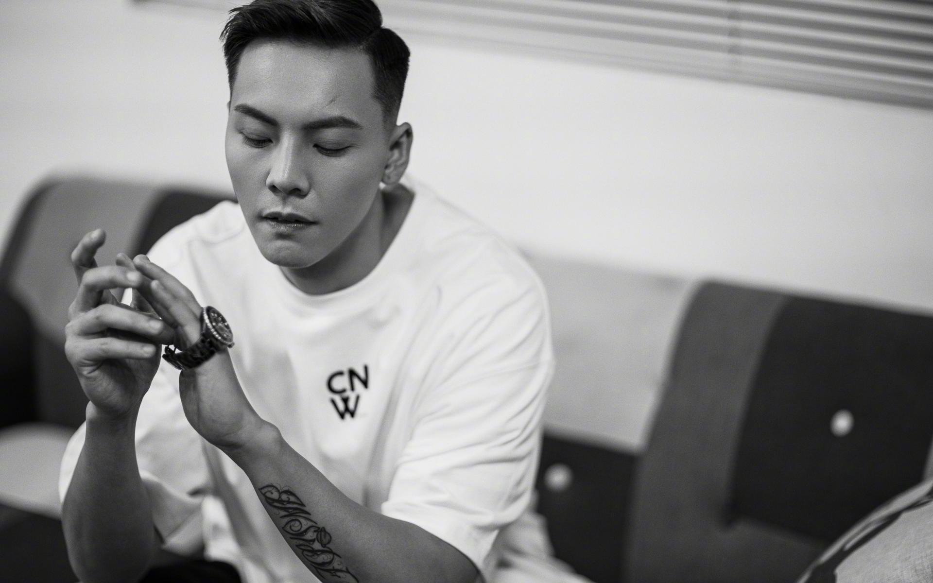 未来与历史在此刻重叠,那场暴雨中的焦点战与永恒的打穿